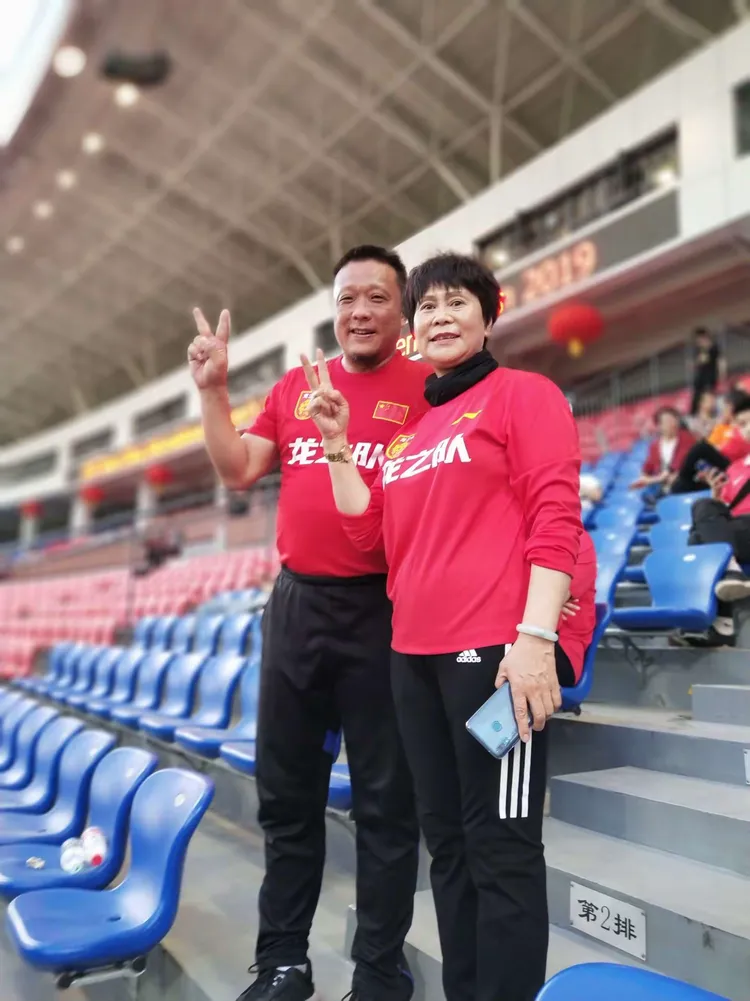 高逑足球,高俅 足球